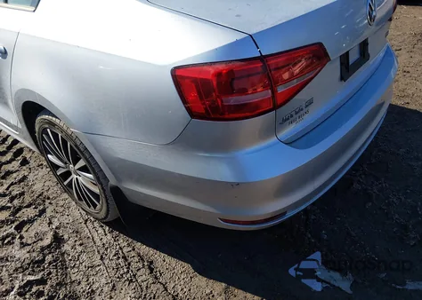 2015 Volkswagen Jetta 1.8T Se from USA, damaged, VIN 3VWD17AJ6FM240333